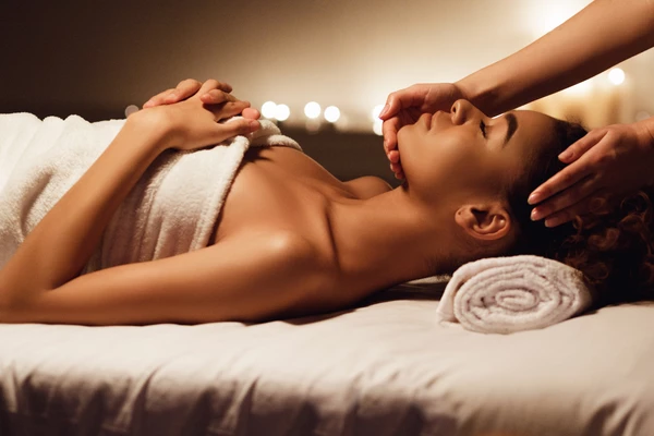 Massage femme relaxant